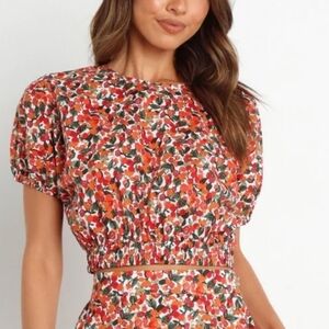 MVN The Label Izzy Red Multi Color Cotton Floral Crop Top Puffy Sleeves Size 8